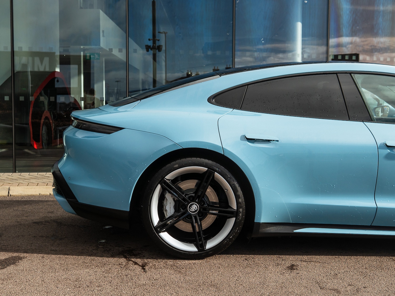 Used Porsche Taycan 2020 for sale - 77919270: Photo 18