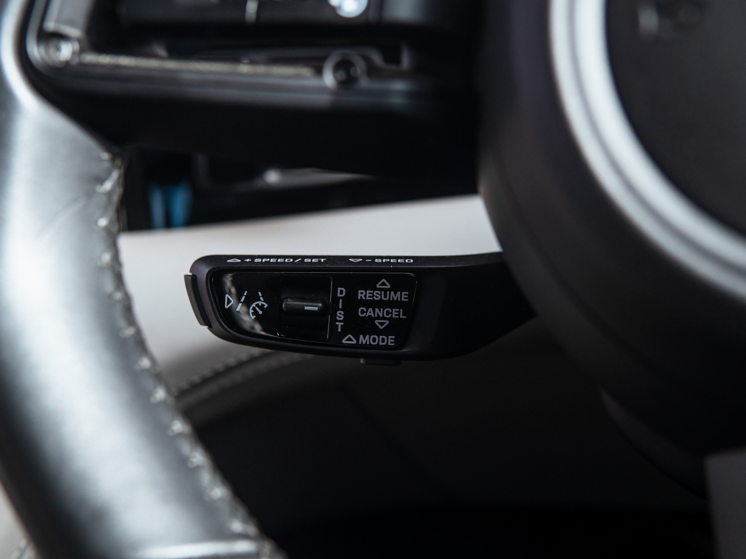 Used Porsche Taycan 2020 for sale - 77919270: Photo 27