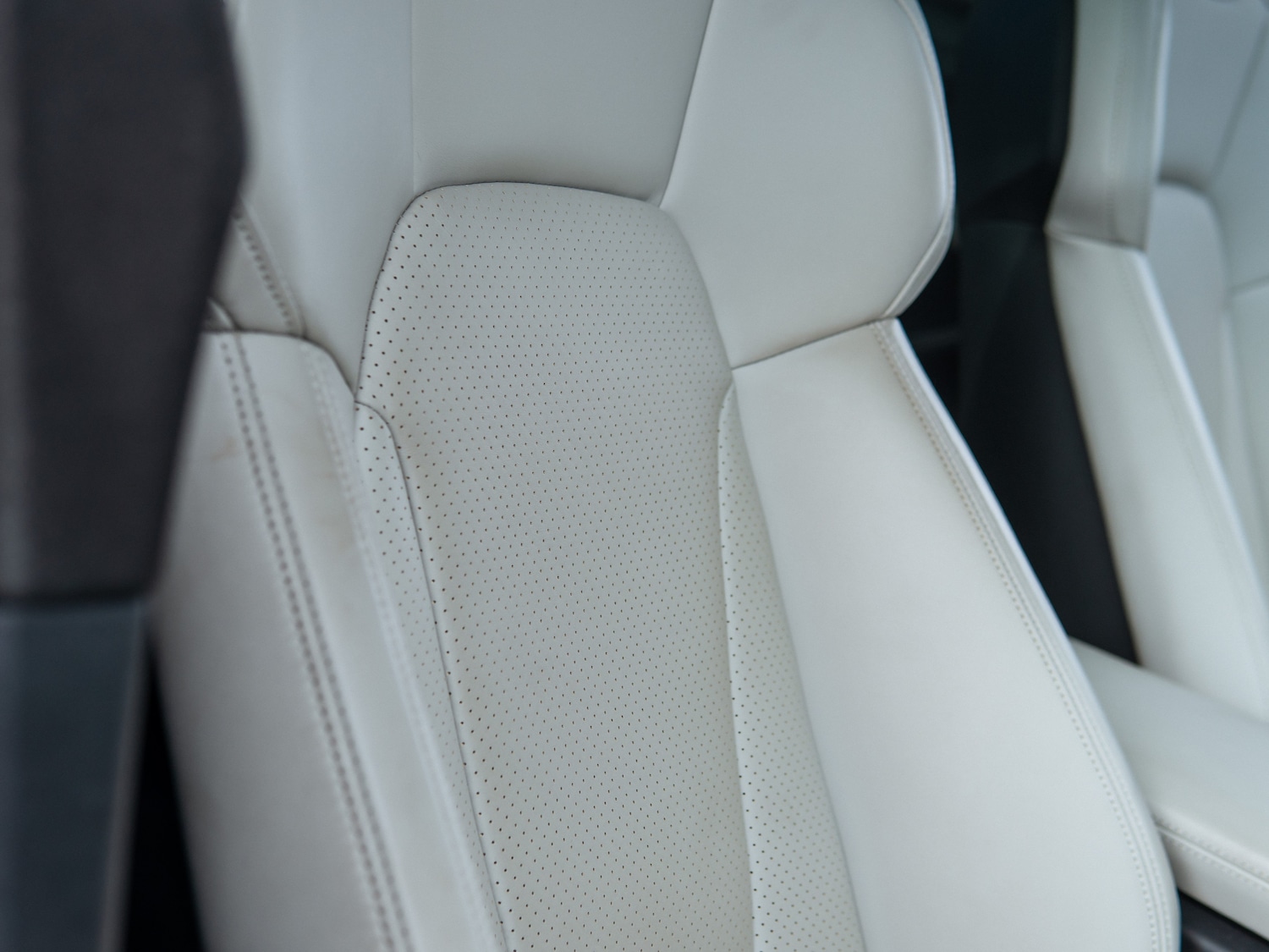 Used Porsche Taycan 2020 for sale - 77919270: Photo 32