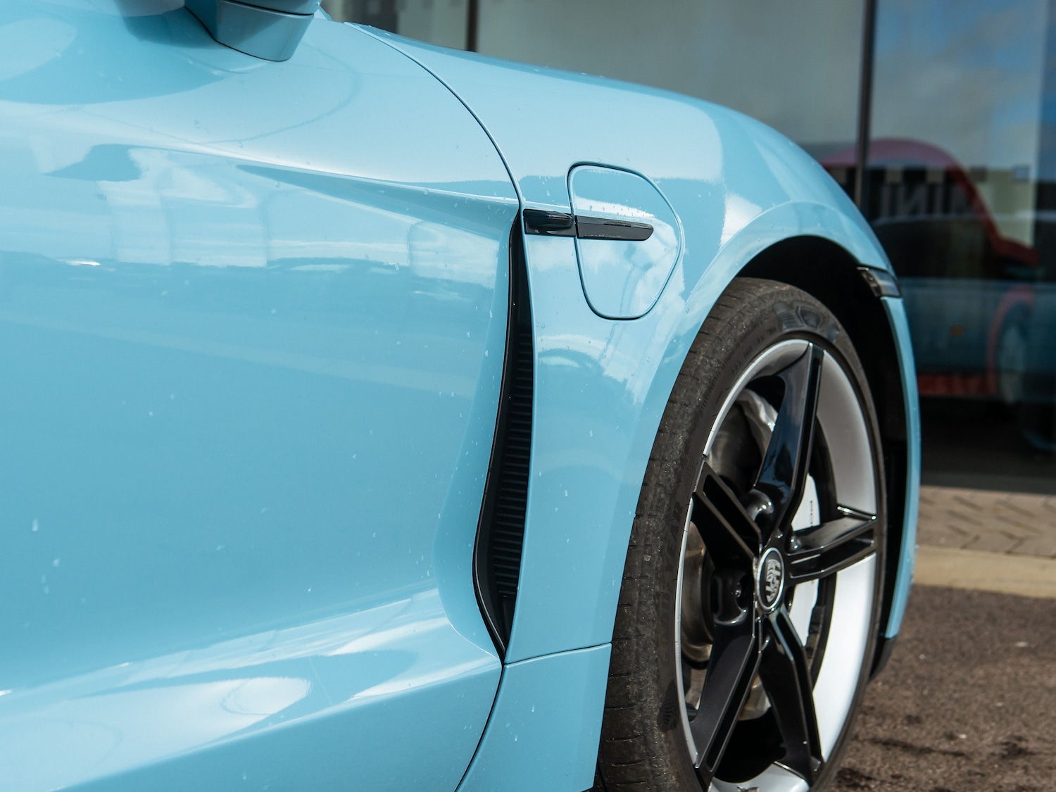 Used Porsche Taycan 2020 for sale - 77919270: Photo 37