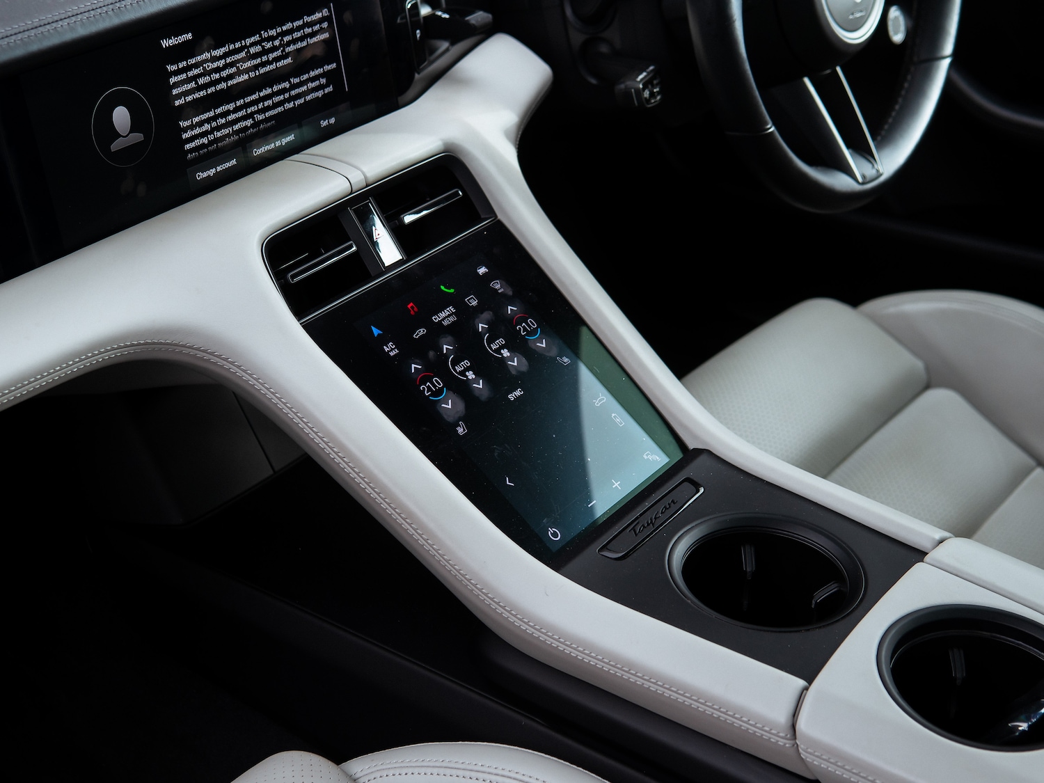 Used Porsche Taycan 2020 for sale - 77919270: Photo 38