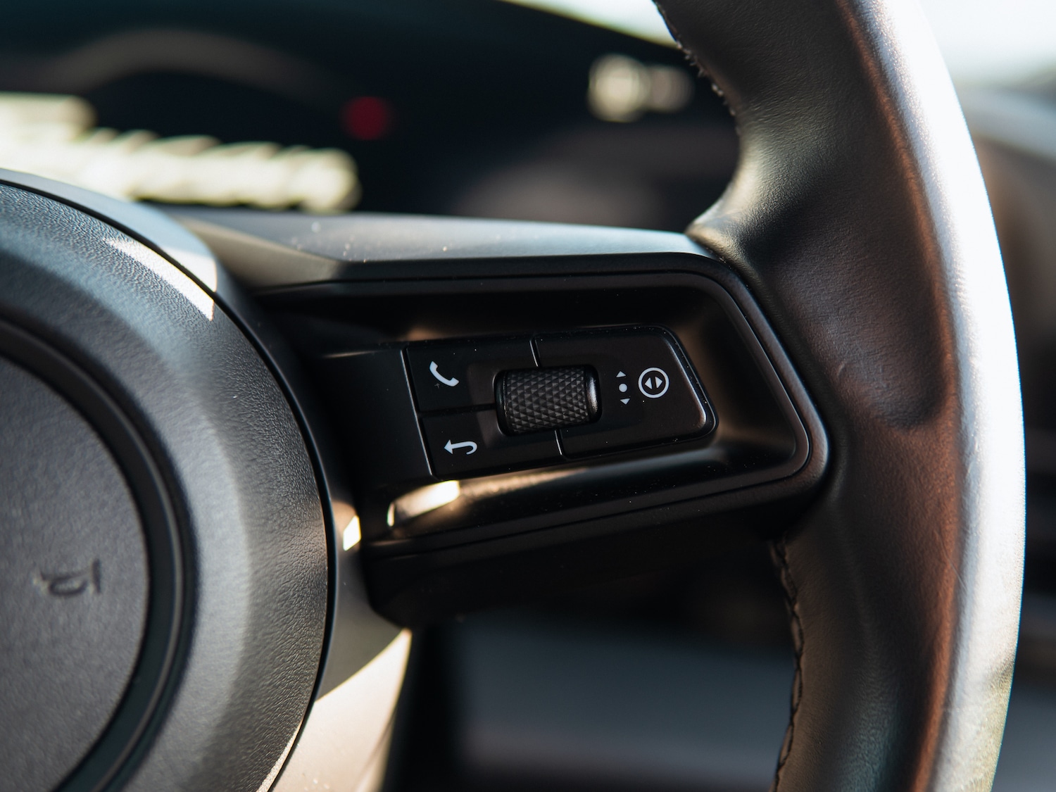 Used Porsche Taycan 2020 for sale - 78199843: Photo 18