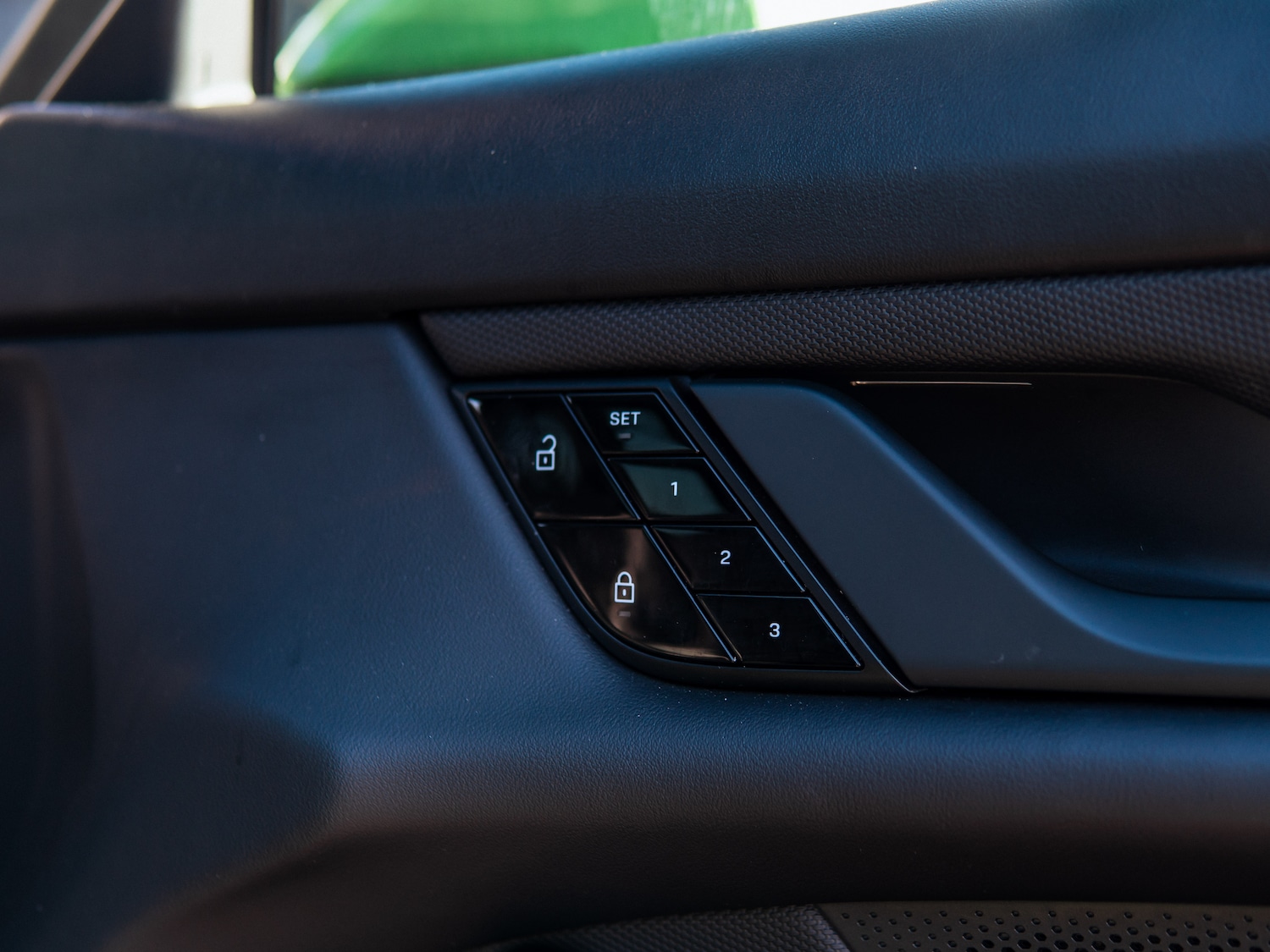 Used Porsche Taycan 2020 for sale - 78199843: Photo 28