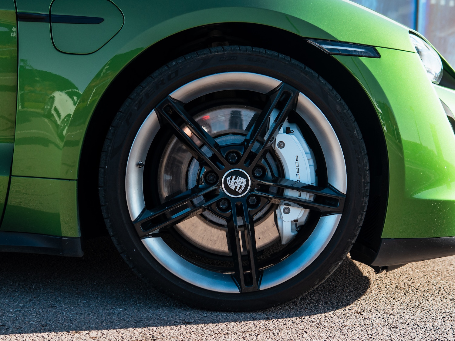 Used Porsche Taycan 2020 for sale - 78199843: Photo 3