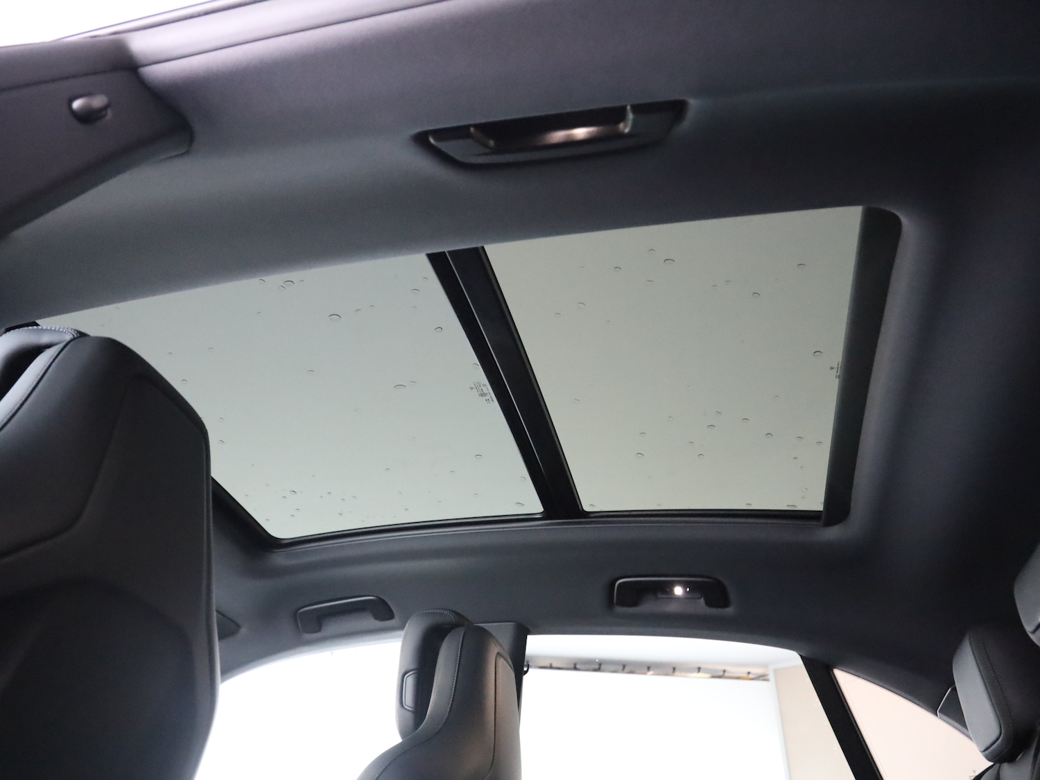 Used Porsche Macan 2025 for sale - 77172400: Photo 9