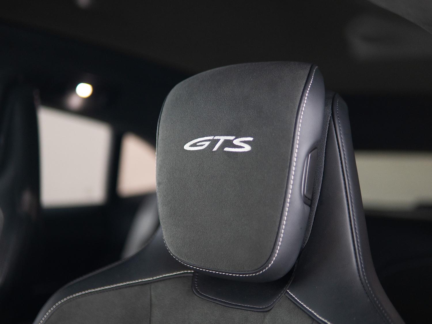 Used Porsche Taycan 2020 for sale - 77408827: Photo 12