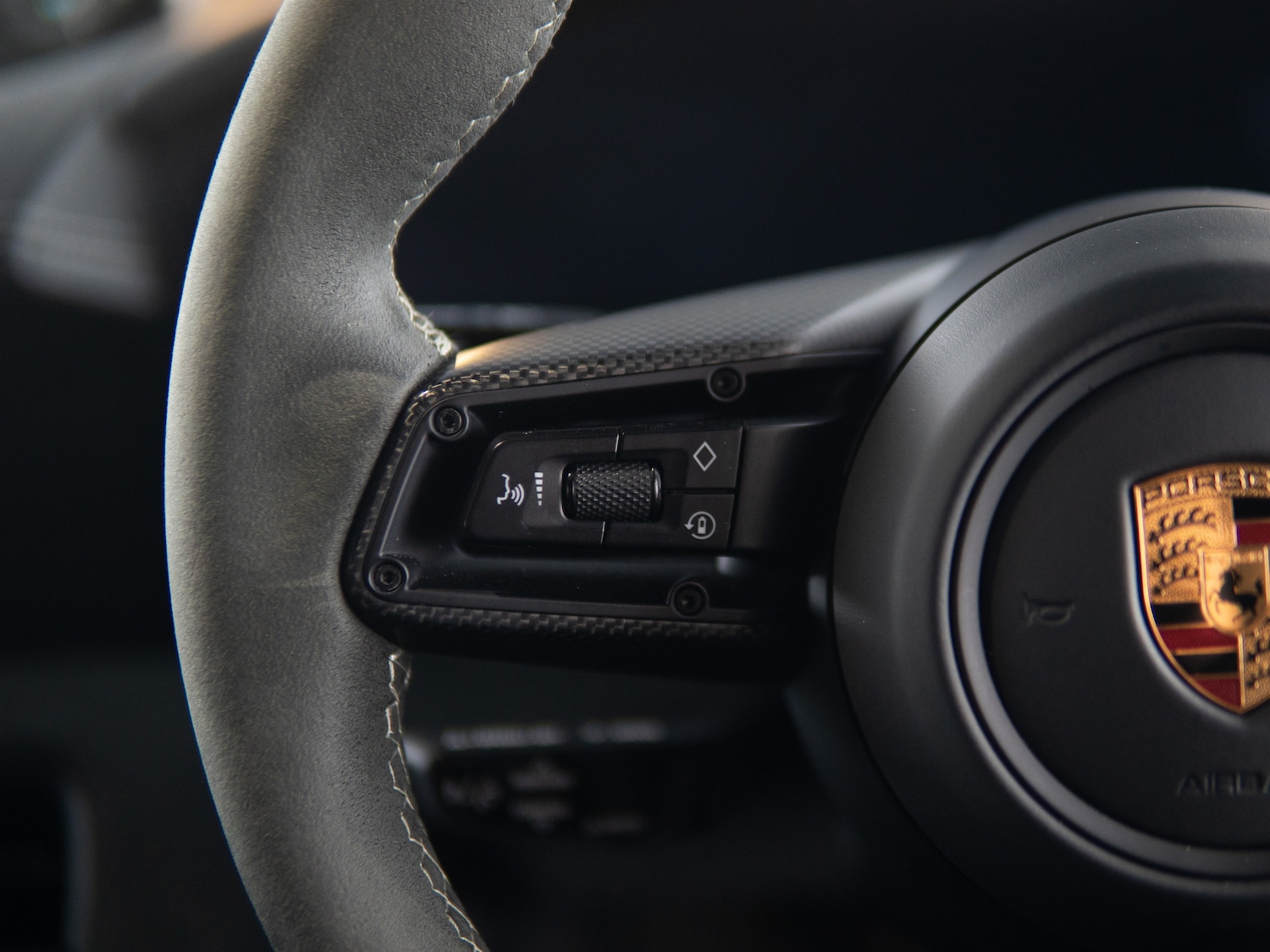 Used Porsche Taycan 2020 for sale - 77408827: Photo 27