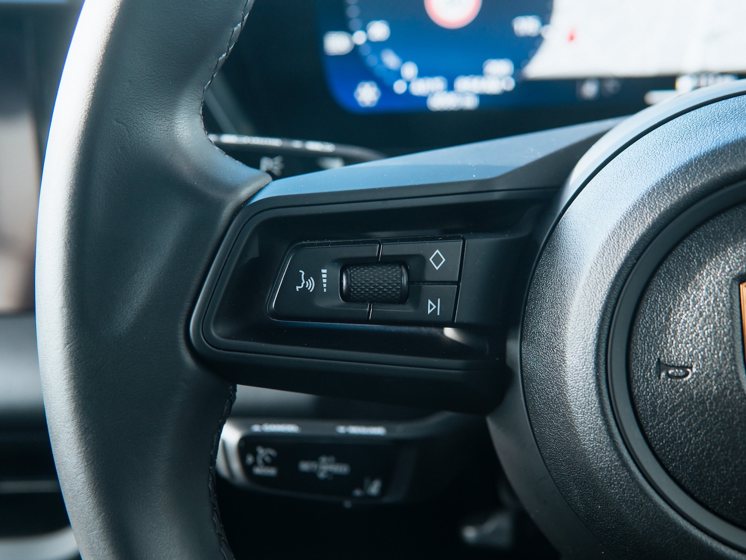 Used Porsche Macan 2024 for sale - 77905638: Photo 14