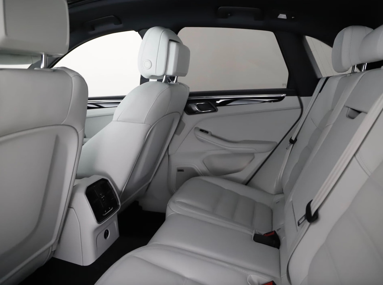 Used Porsche Macan 2025 for sale - 78044911: Photo 7