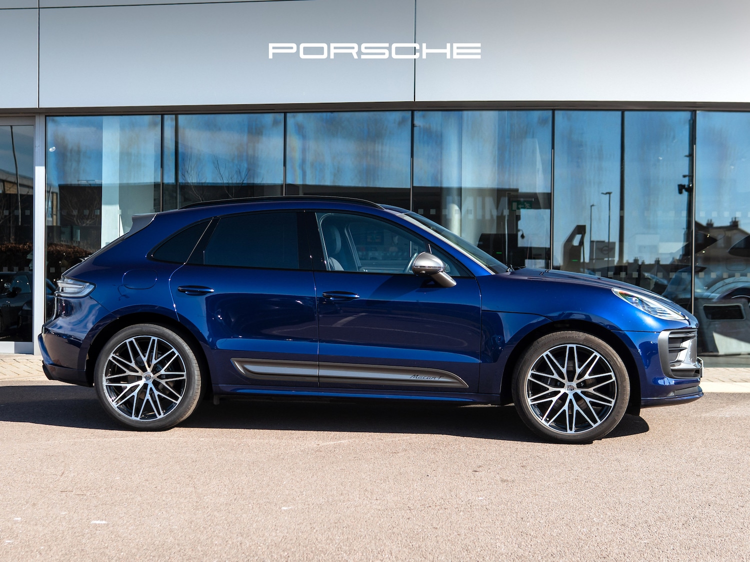 Used Porsche Macan 2022 for sale - 78153394: Photo 4