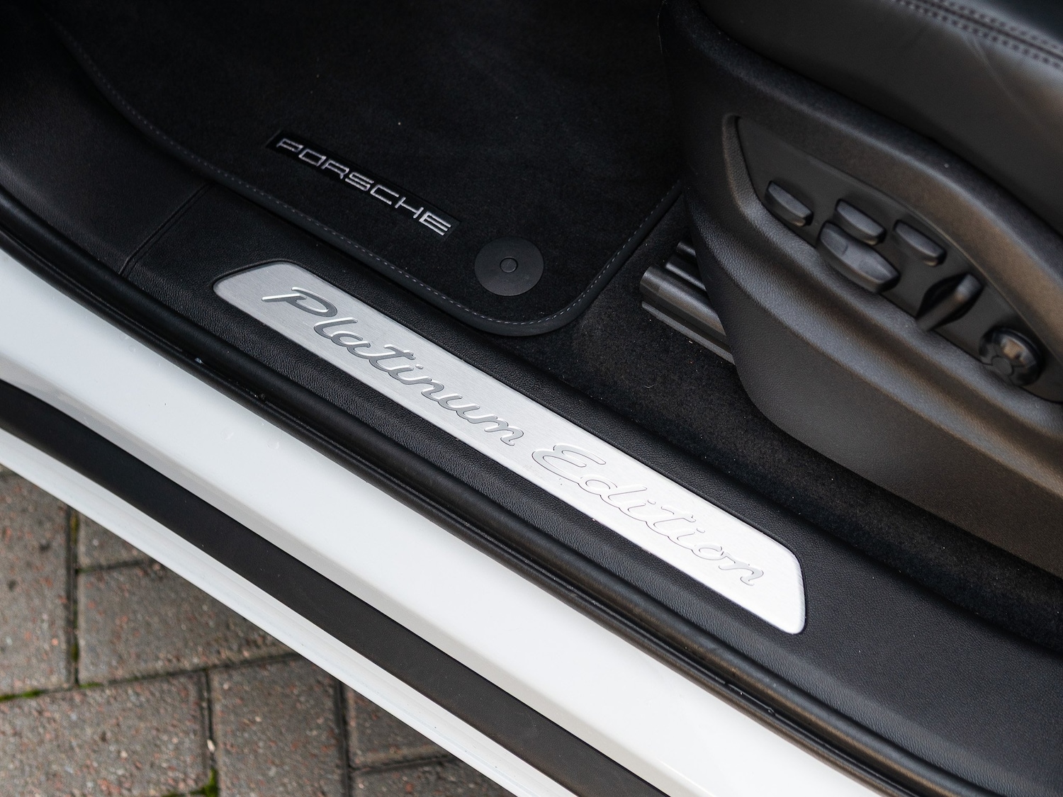 Used Porsche Cayenne 2023 for sale - 76279279: Photo 18
