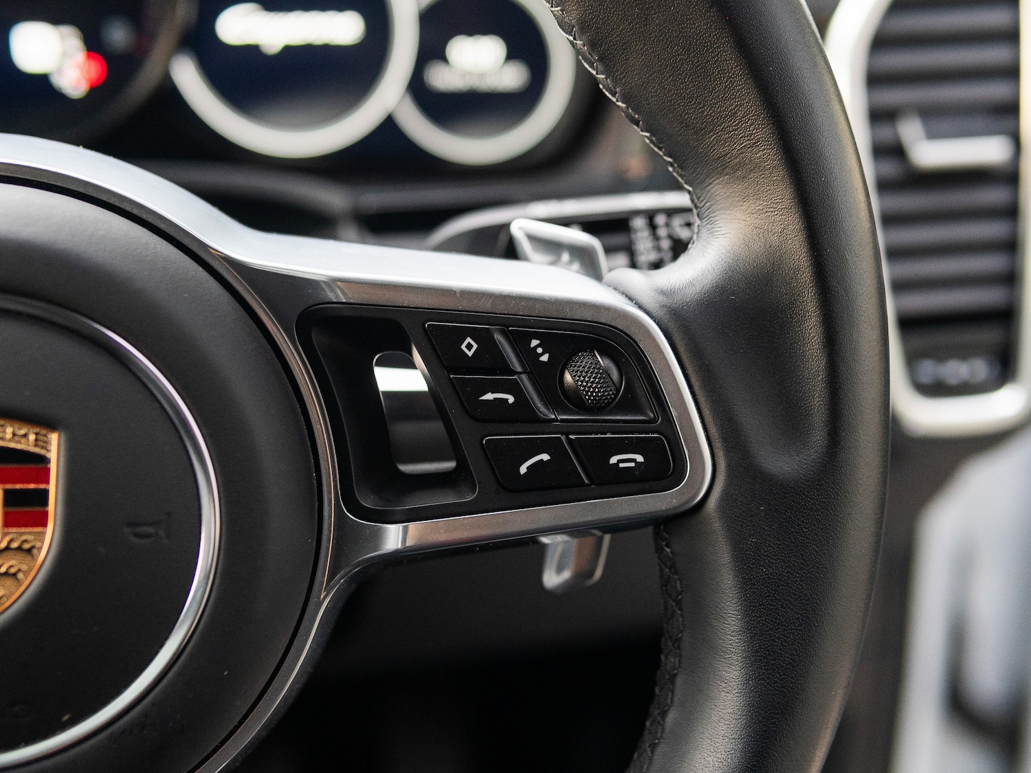 Used Porsche Cayenne 2023 for sale - 76279279: Photo 29