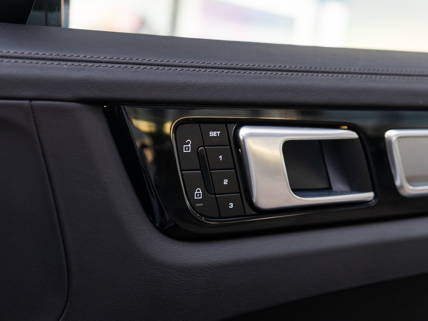 Used Porsche Cayenne 2023 for sale - 76279279: Photo 37