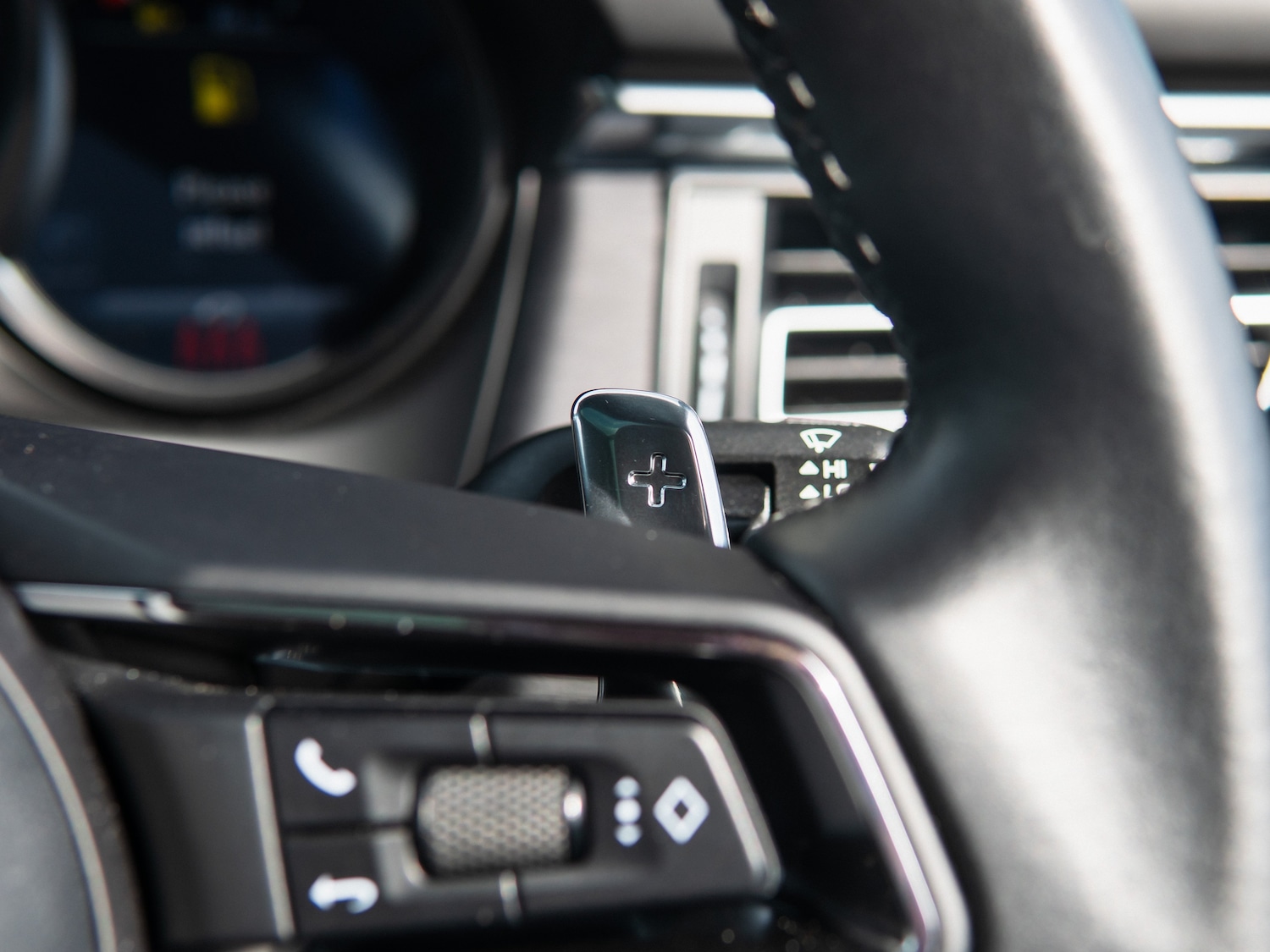 Used Porsche Macan 2023 for sale - 78029707: Photo 25