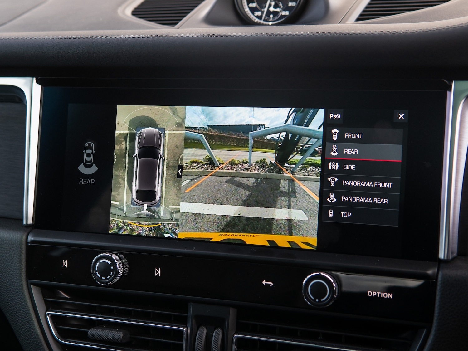 Used Porsche Macan 2023 for sale - 78029707: Photo 27