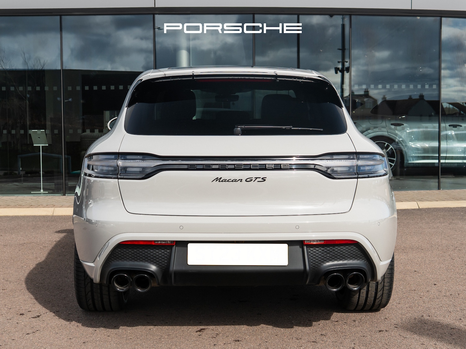 Used Porsche Macan 2023 for sale - 78029707: Photo 5