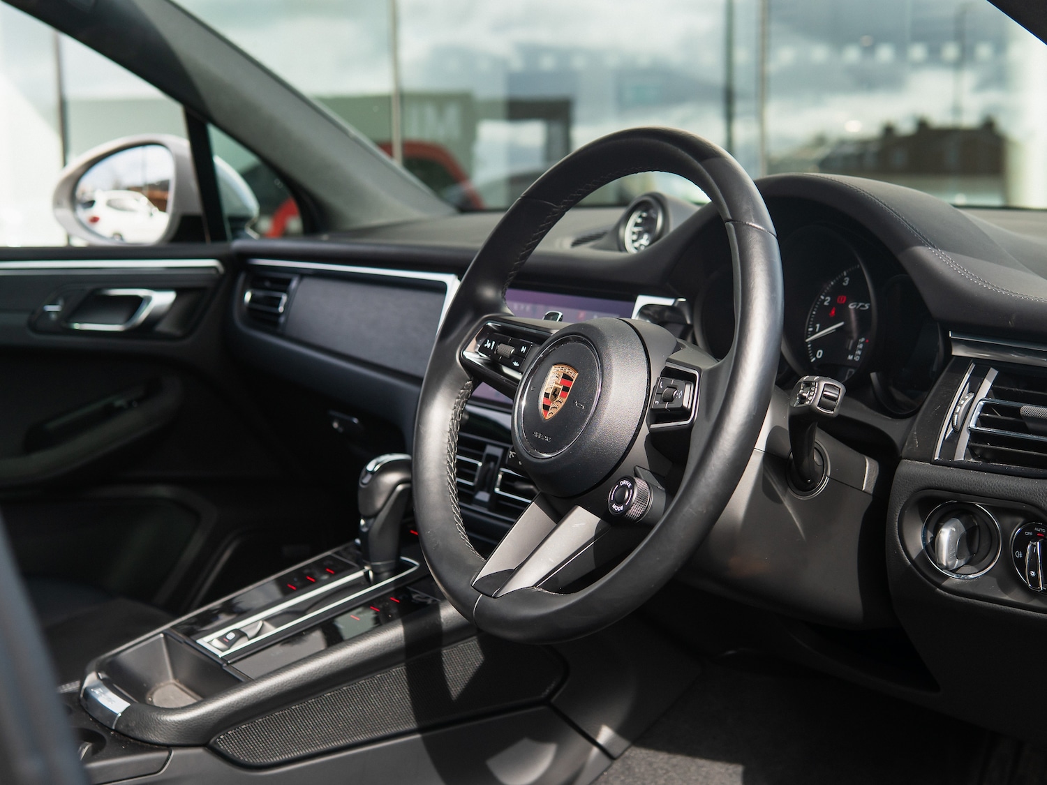 Used Porsche Macan 2023 for sale - 78029707: Photo 6