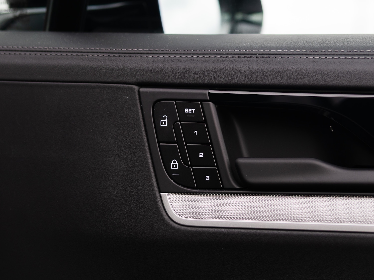 Used Porsche Cayenne 2025 for sale - 76355989: Photo 23