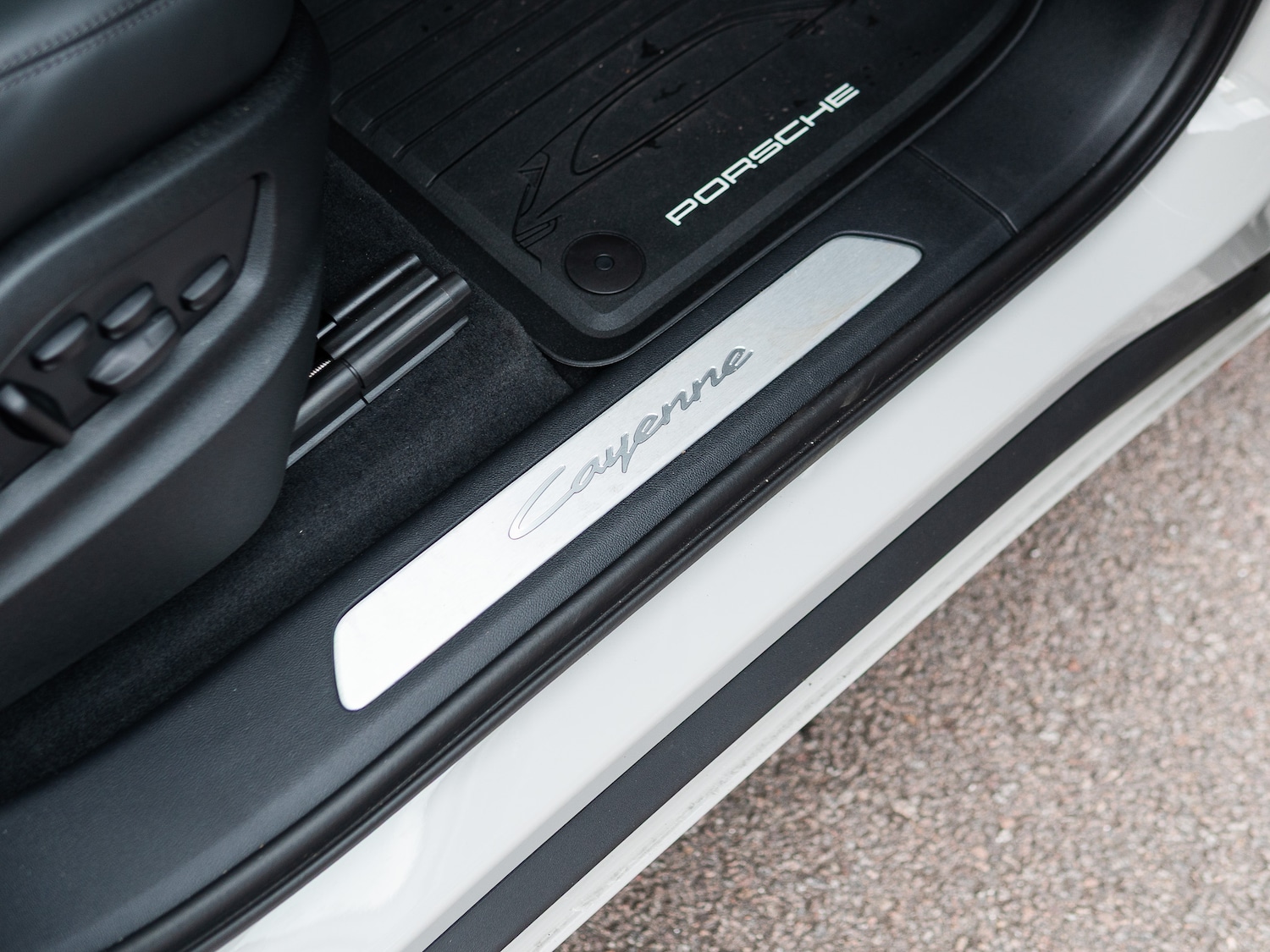 Used Porsche Cayenne 2025 for sale - 76355989: Photo 25