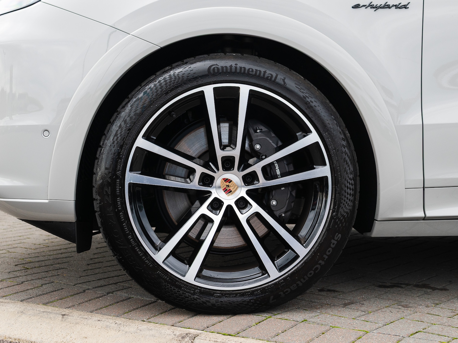 Used Porsche Cayenne 2025 for sale - 76355989: Photo 3