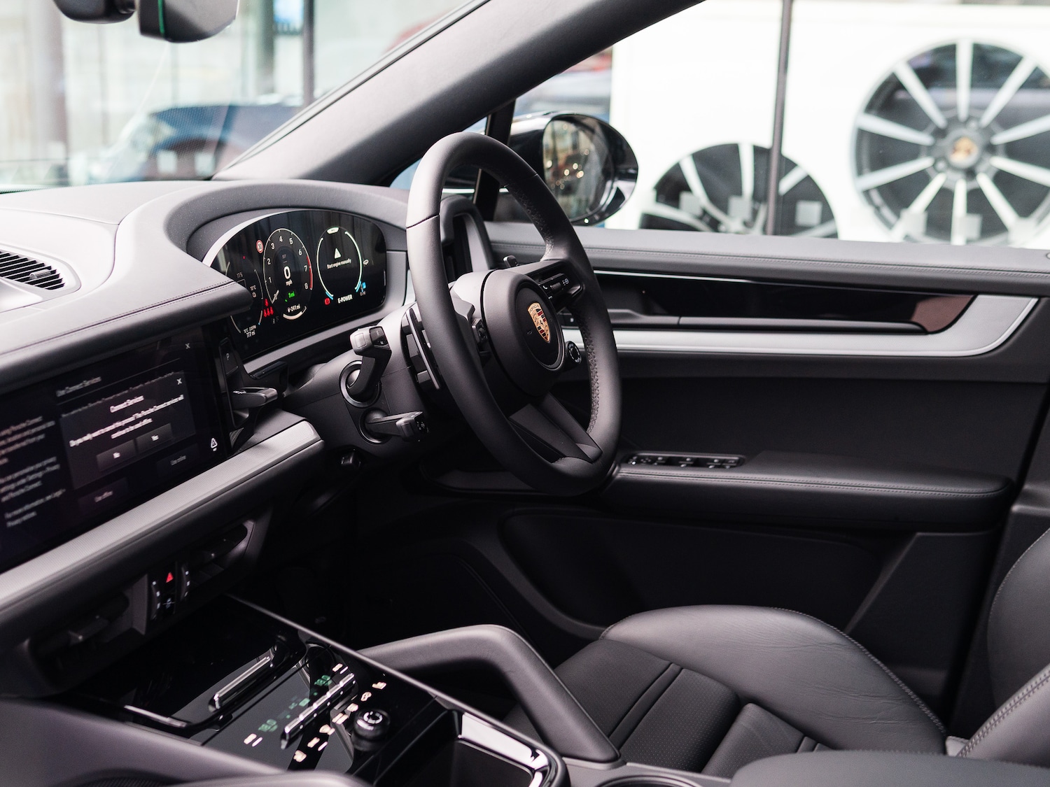 Used Porsche Cayenne 2025 for sale - 76355989: Photo 7