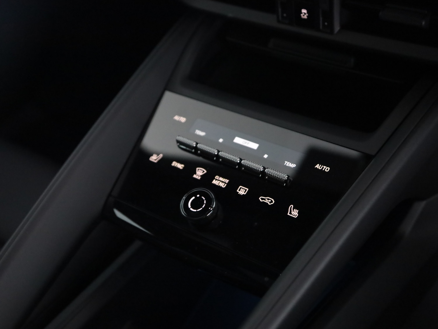 Used Porsche Macan 2025 for sale - 76481265: Photo 16