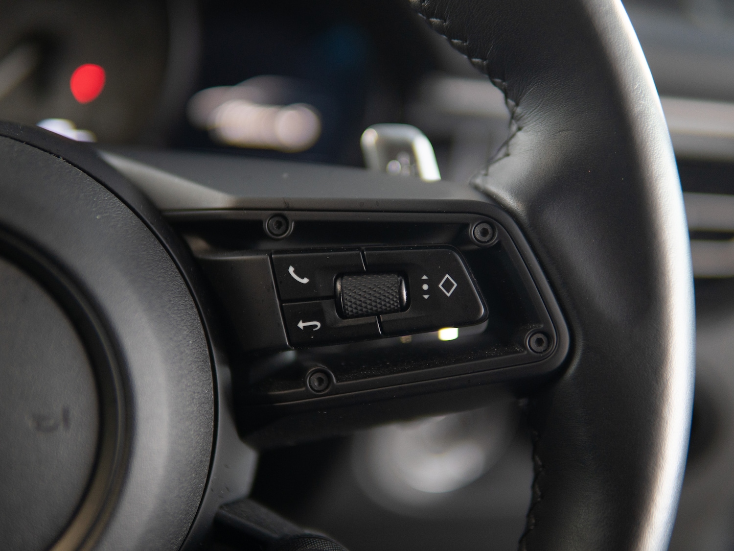 Used Porsche Macan 2022 for sale - 77382214: Photo 15