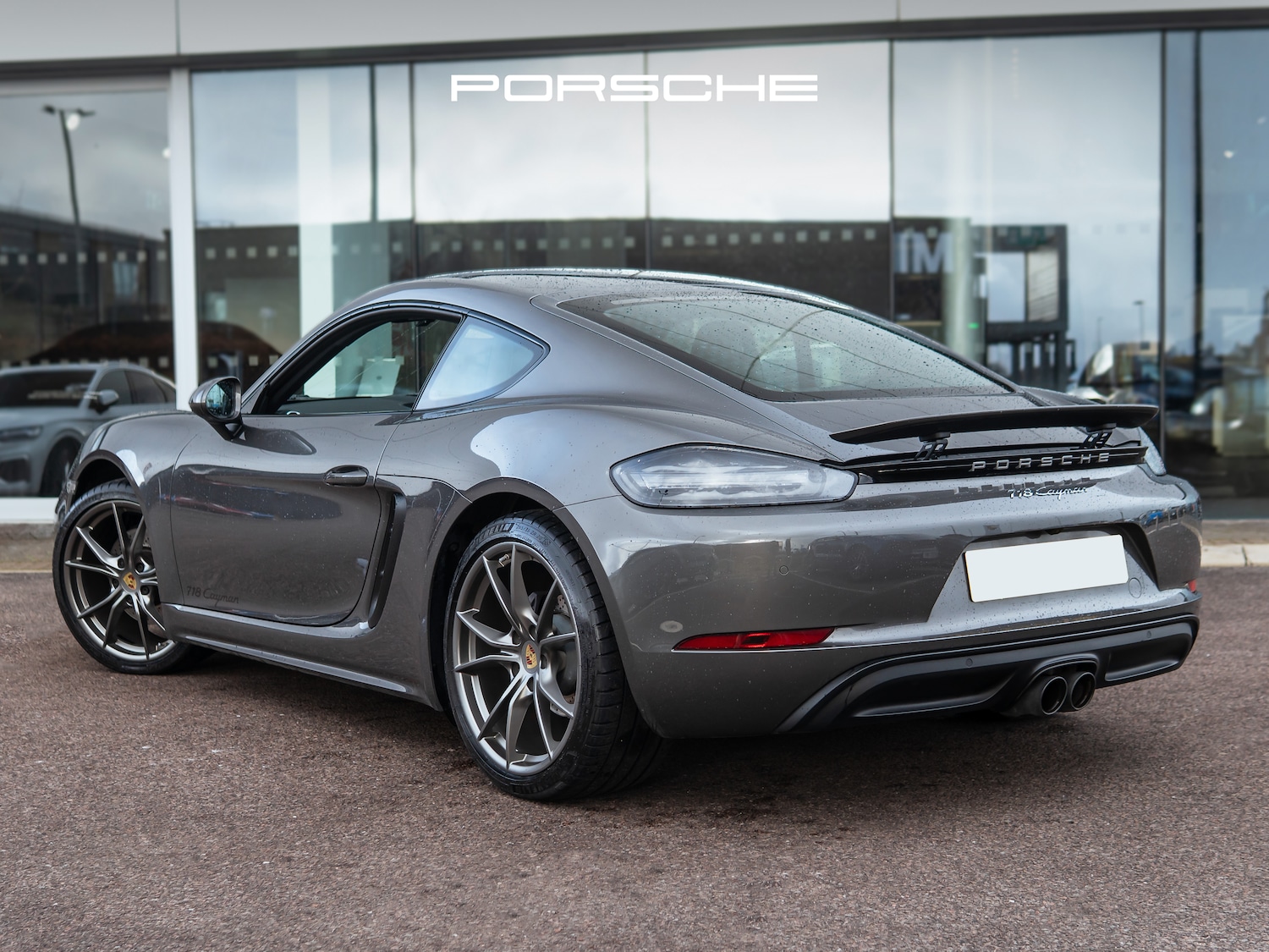 Used Porsche Cayman 2021 for sale - 77593646: Photo 2