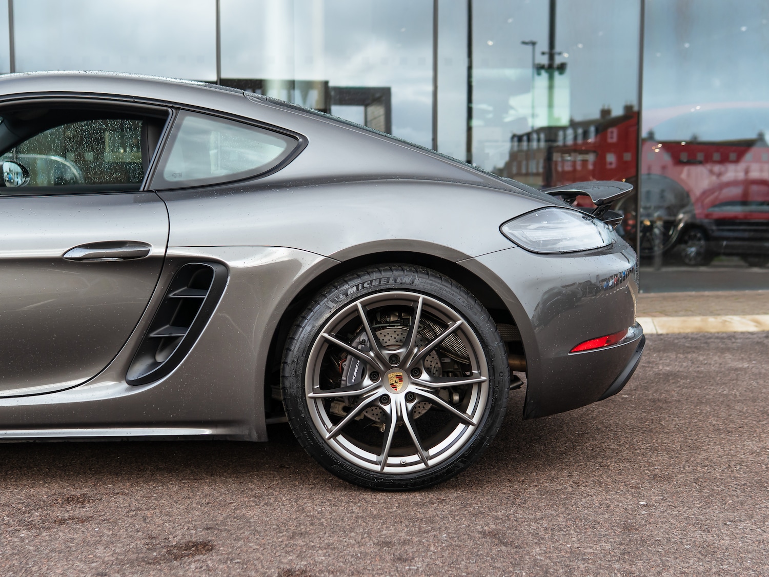 Used Porsche Cayman 2021 for sale - 77593646: Photo 35