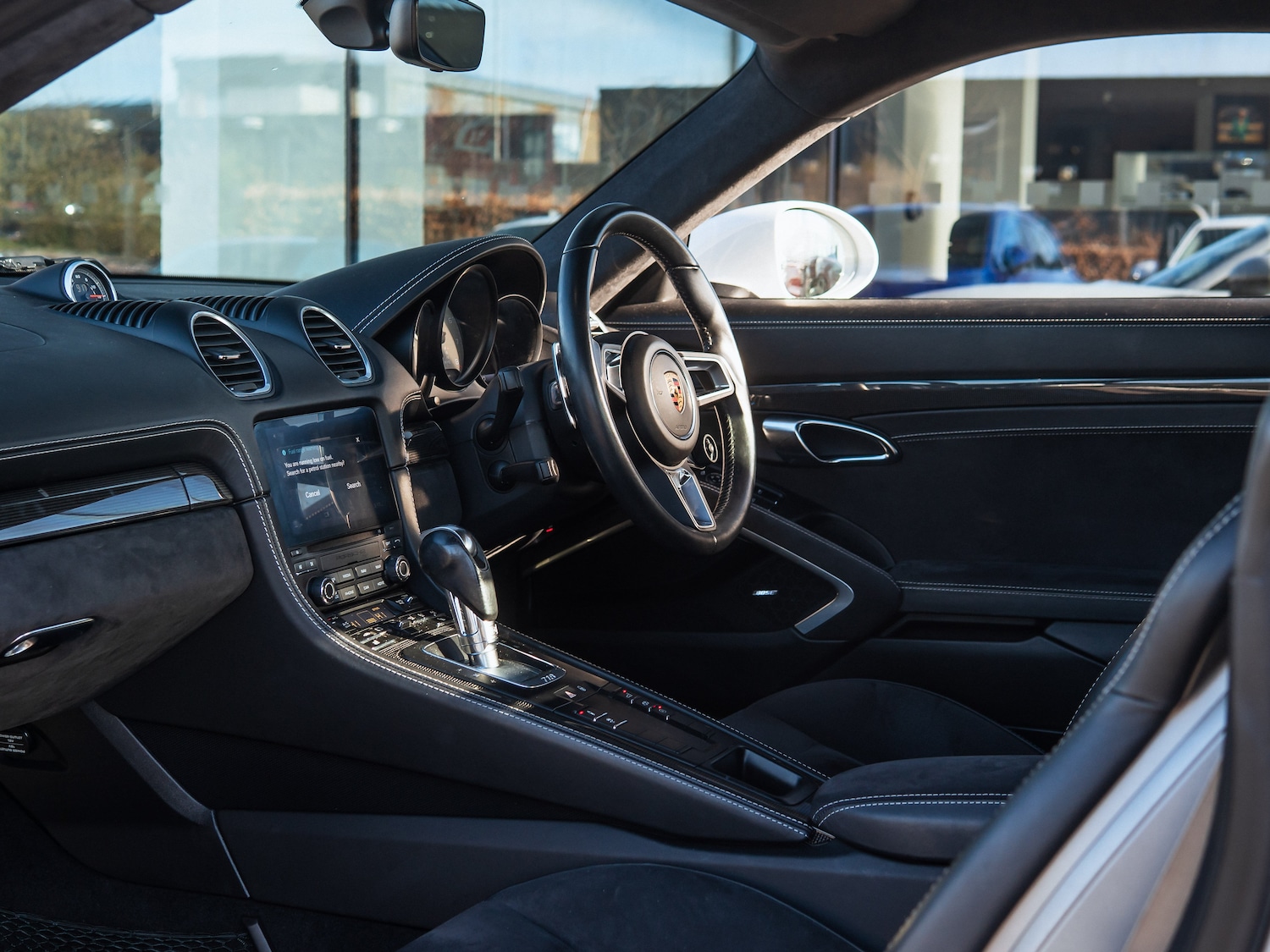 Used Porsche 718 Cayman 2019 for sale - 78153393: Photo 10