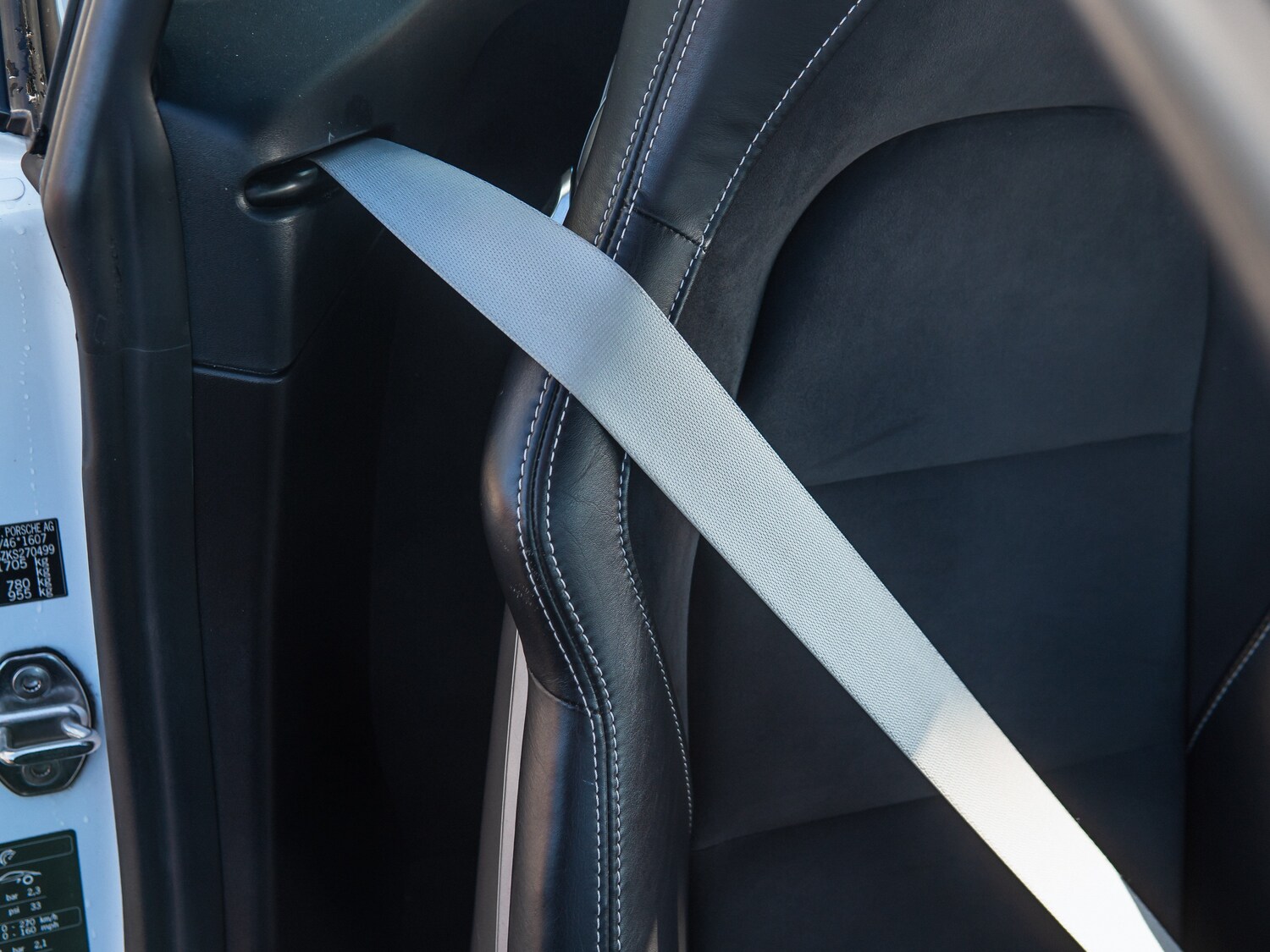 Used Porsche 718 Cayman 2019 for sale - 78153393: Photo 12