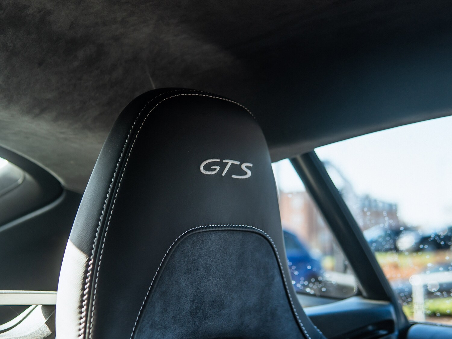 Used Porsche 718 Cayman 2019 for sale - 78153393: Photo 18