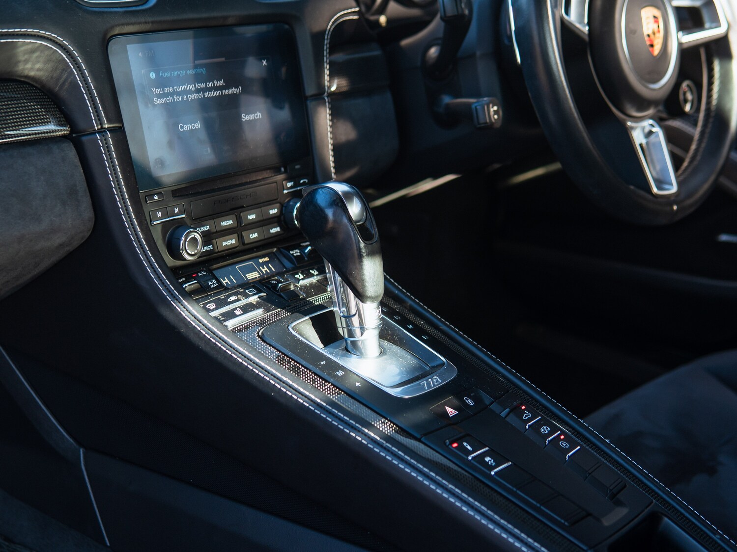 Used Porsche 718 Cayman 2019 for sale - 78153393: Photo 22