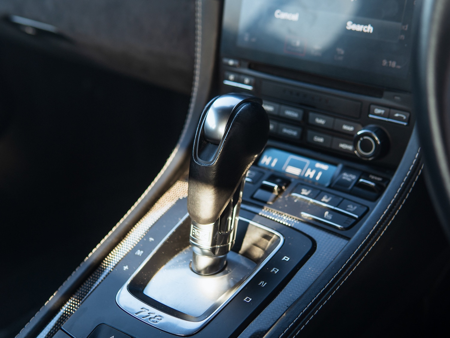 Used Porsche 718 Cayman 2019 for sale - 78153393: Photo 30