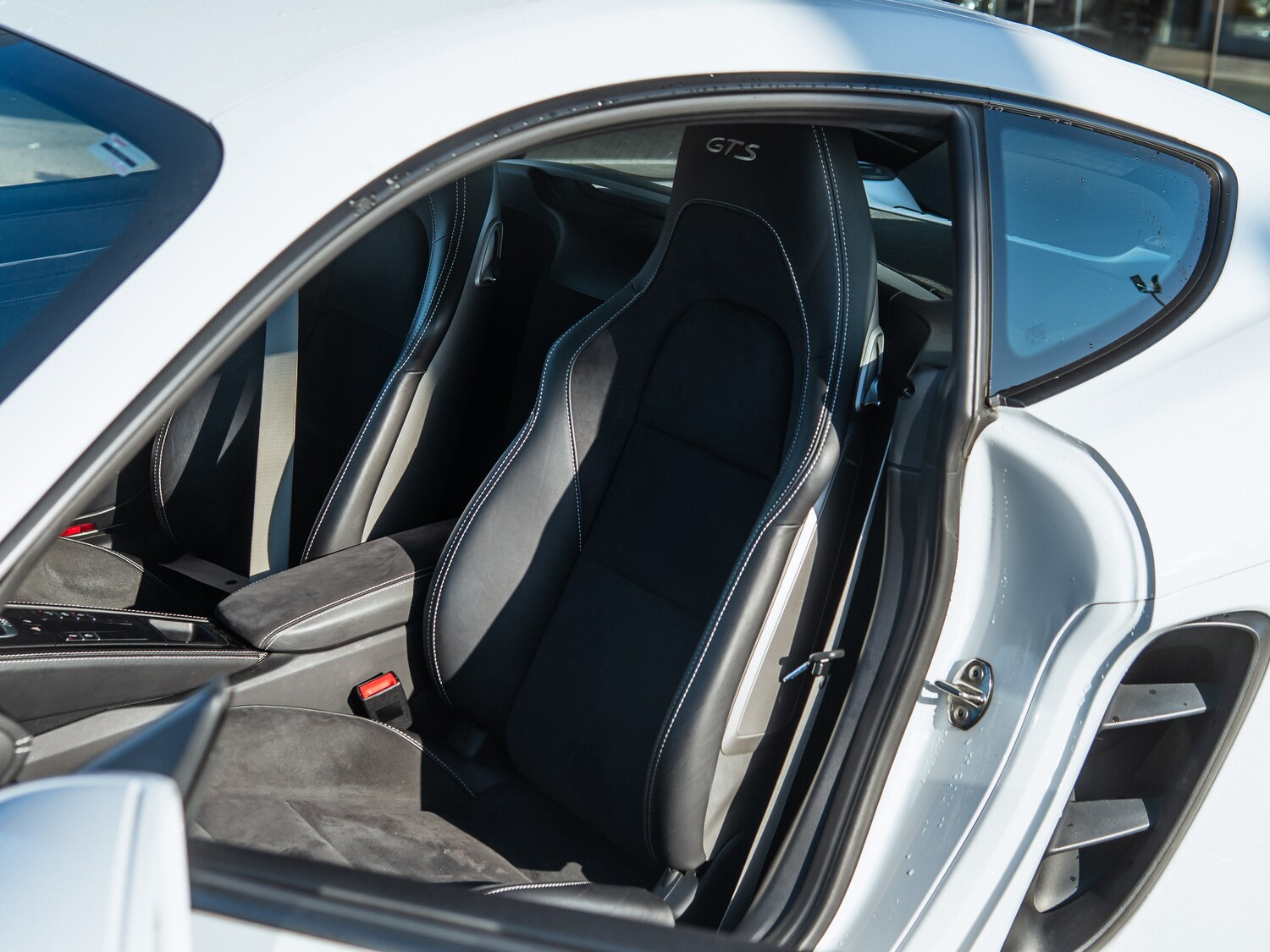 Used Porsche 718 Cayman 2019 for sale - 78153393: Photo 39