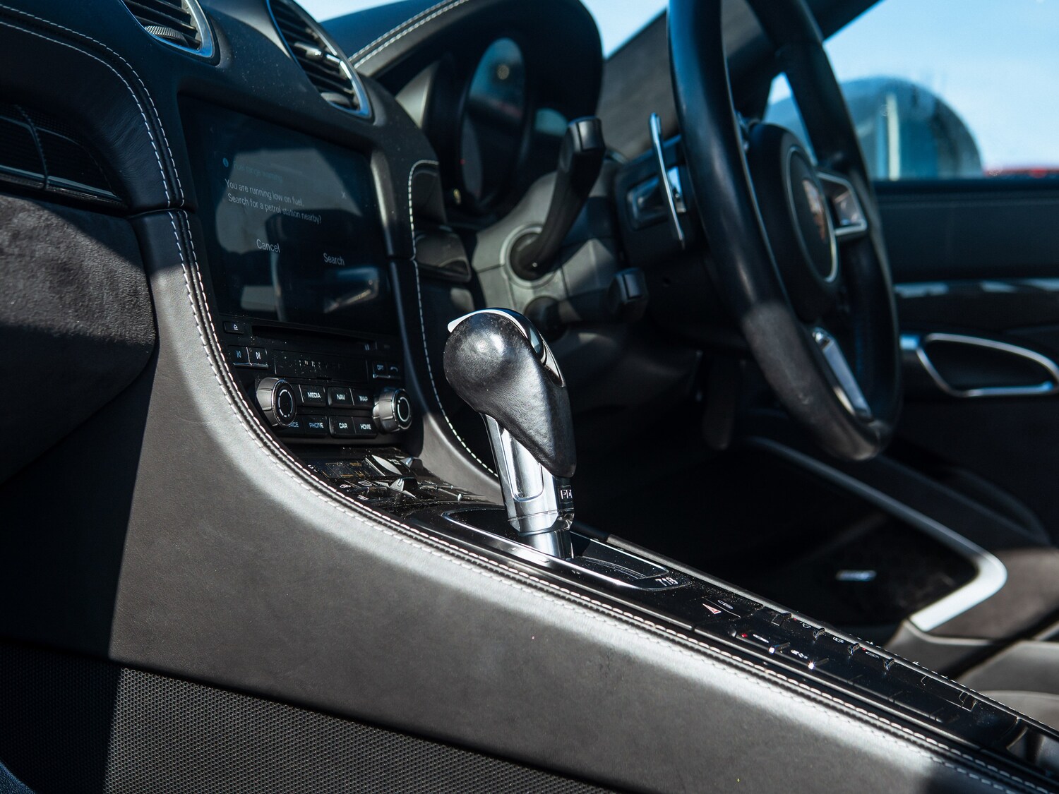 Used Porsche 718 Cayman 2019 for sale - 78153393: Photo 40