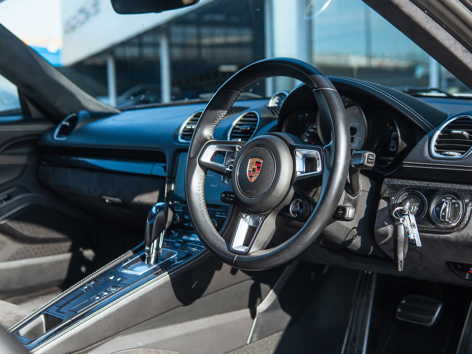 Used Porsche 718 Cayman 2019 for sale - 78153393: Photo 9