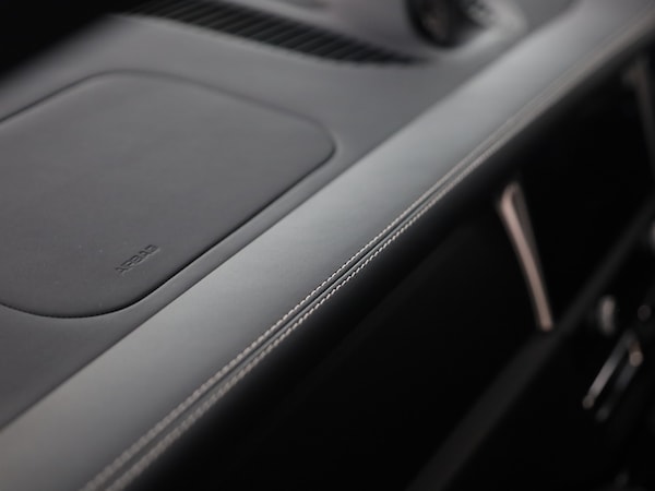 Used Porsche Macan 2023 for sale - 75947093: Photo 16