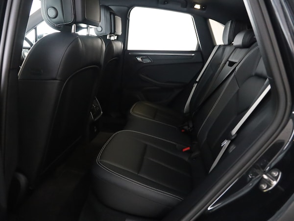 Used Porsche Macan 2023 for sale - 75947093: Photo 22
