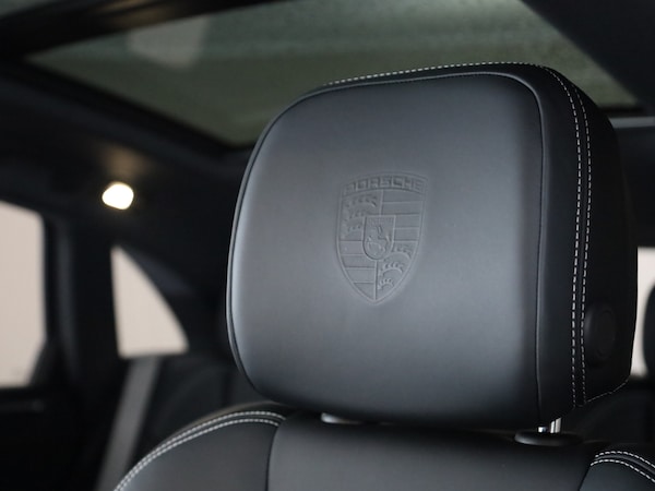 Used Porsche Macan 2023 for sale - 75947093: Photo 29