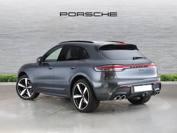 Used Porsche Macan 2023 for sale - 75947093: Photo 2