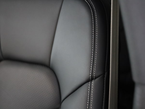 Used Porsche Macan 2023 for sale - 75947093: Photo 33
