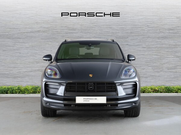 Used Porsche Macan 2023 for sale - 75947093: Photo 4