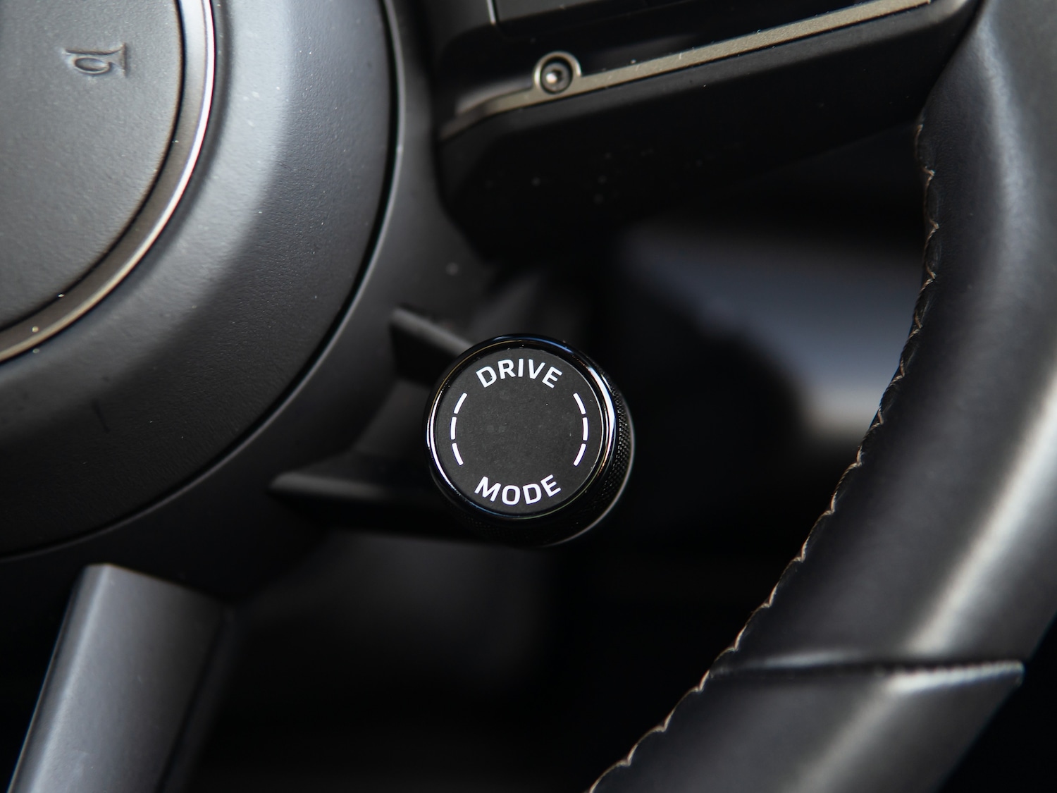 Used Porsche Macan 2025 for sale - 77654393: Photo 22