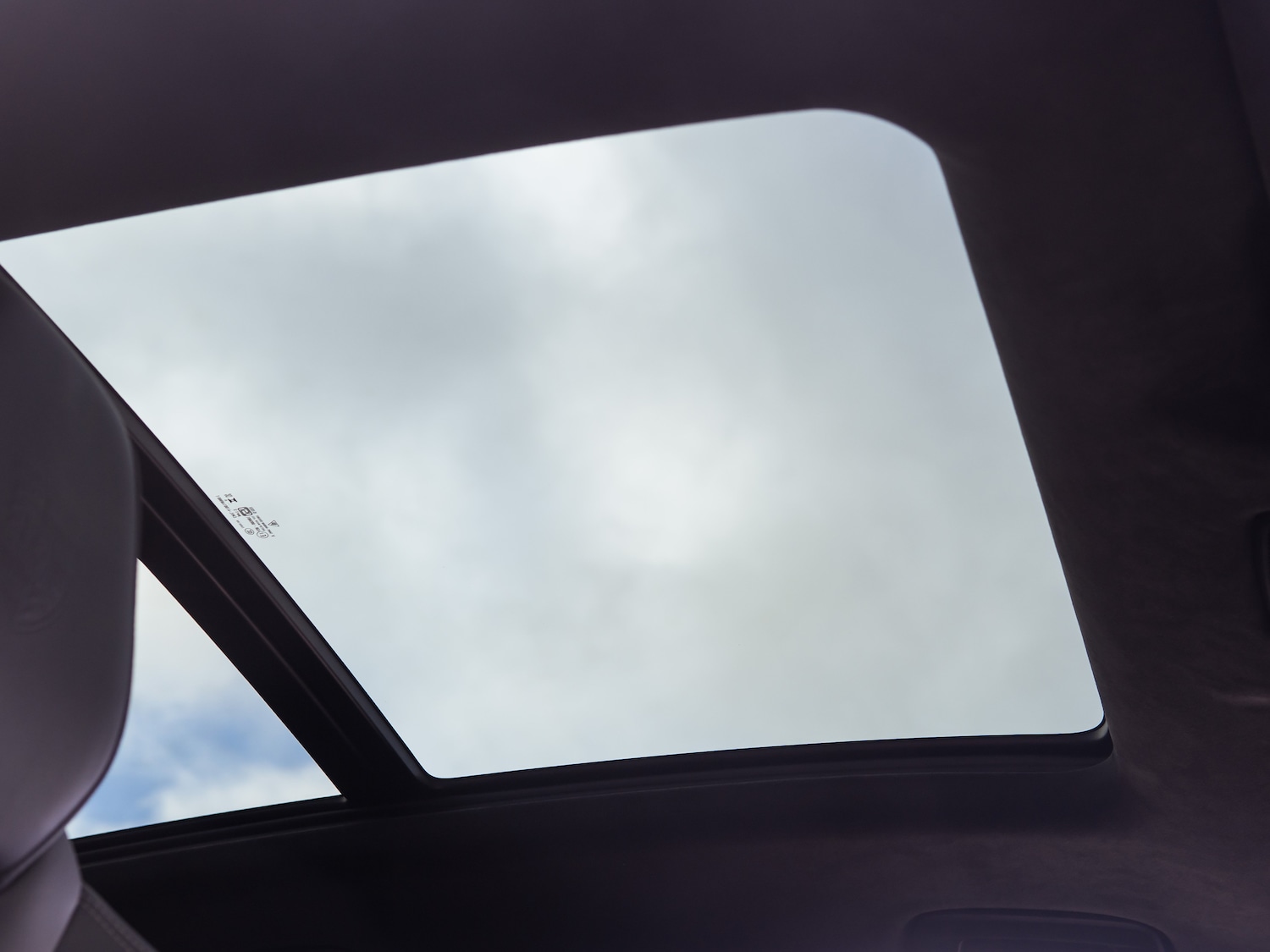 Used Porsche Macan 2025 for sale - 77654393: Photo 39