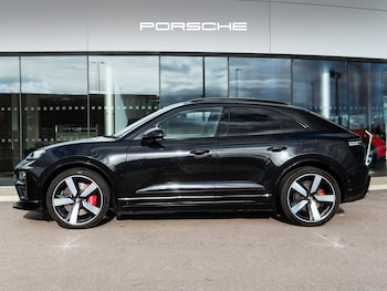 Used Porsche Macan 2025 for sale - 77654393: Photo