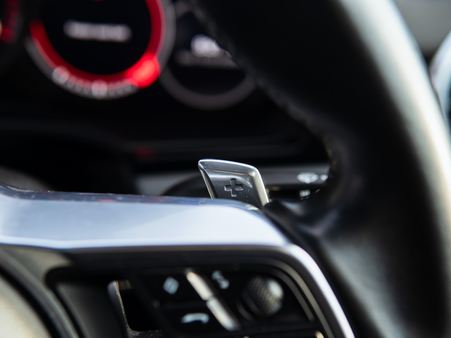 Used Porsche Cayenne 2019 for sale - 77654391: Photo 32