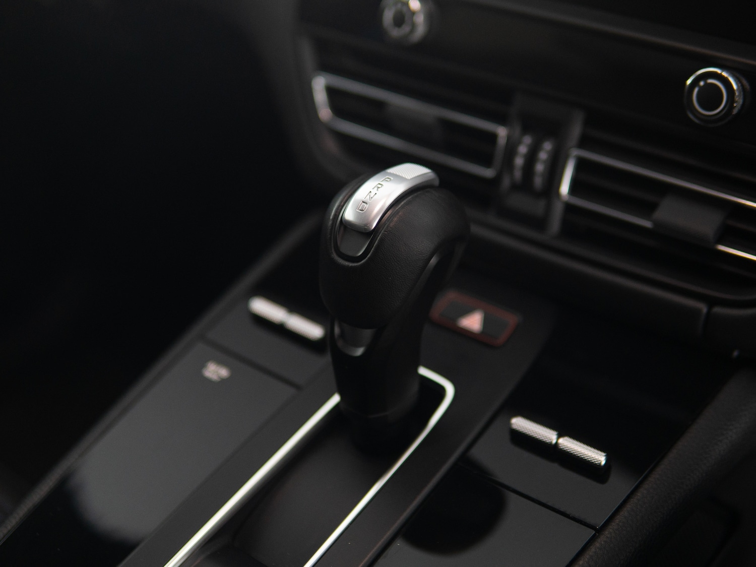 Used Porsche Macan 2023 for sale - 77408832: Photo 44