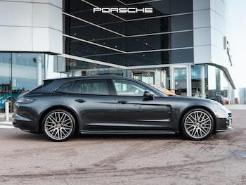 Used Porsche Panamera 2022 for sale - 76546019: Photo