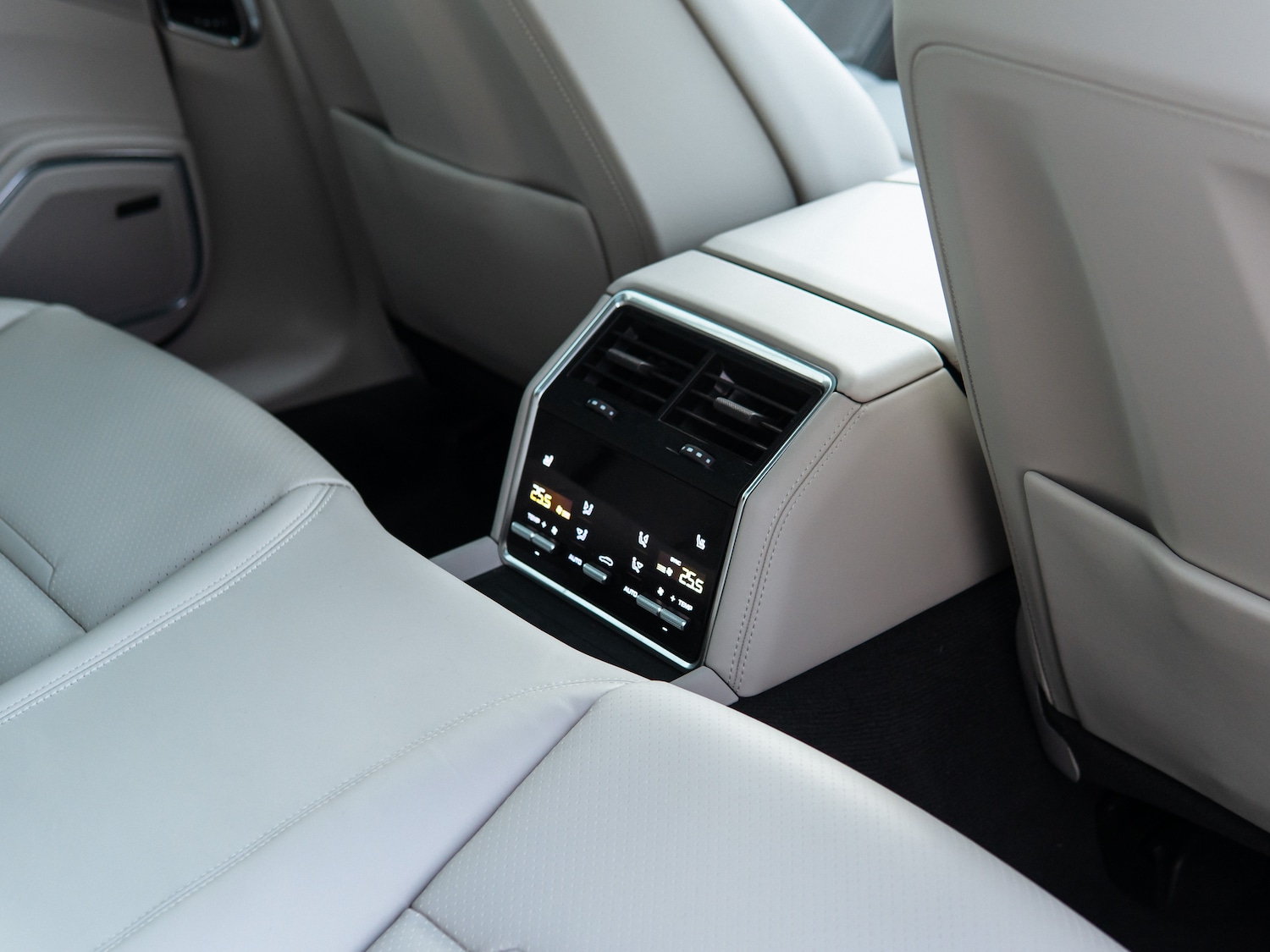 Used Porsche Panamera 2022 for sale - 76546019: Photo 41